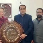 ملکی صنعتیں گلوبل سپلائی چین کا حصہ بنانے کیلئے اقدامات کرنا ہوں گے: شہباز شریف