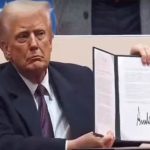 عمران خان نے واضح کہا کوئی ڈیل نہیں کروں گا، کیسز کا خود سامنا کروں گا: علیمہ خان