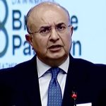 بروقت اصلاحات سے معیشت بہتری کی جانب گامزن ہے: وزیراعظم